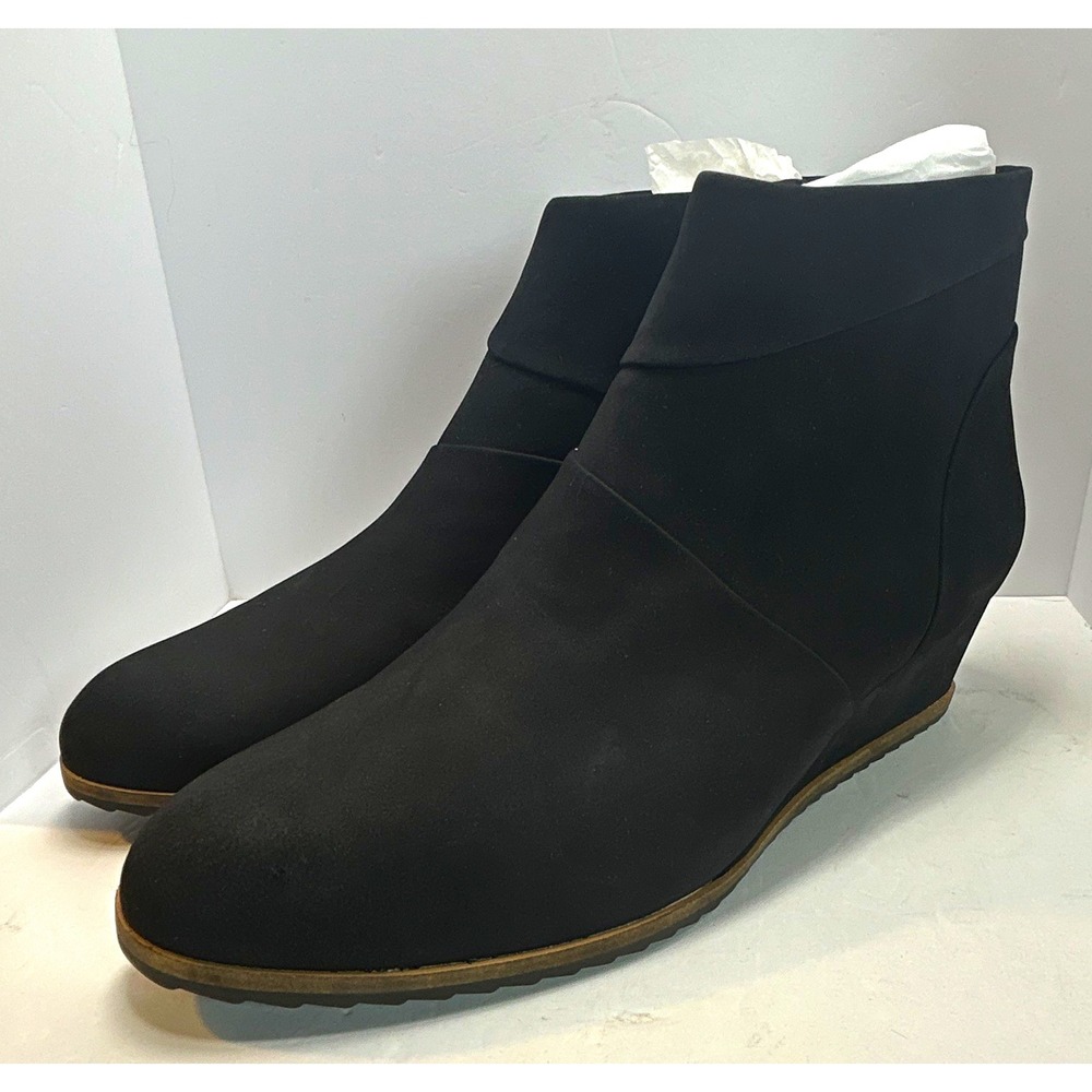 Linea Paolo Yuri-L Bootie Women 10 Black New Oiled Nubuck Wedge Ankle Zip